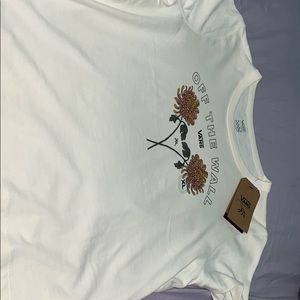 I am selling a van shirt in women’s